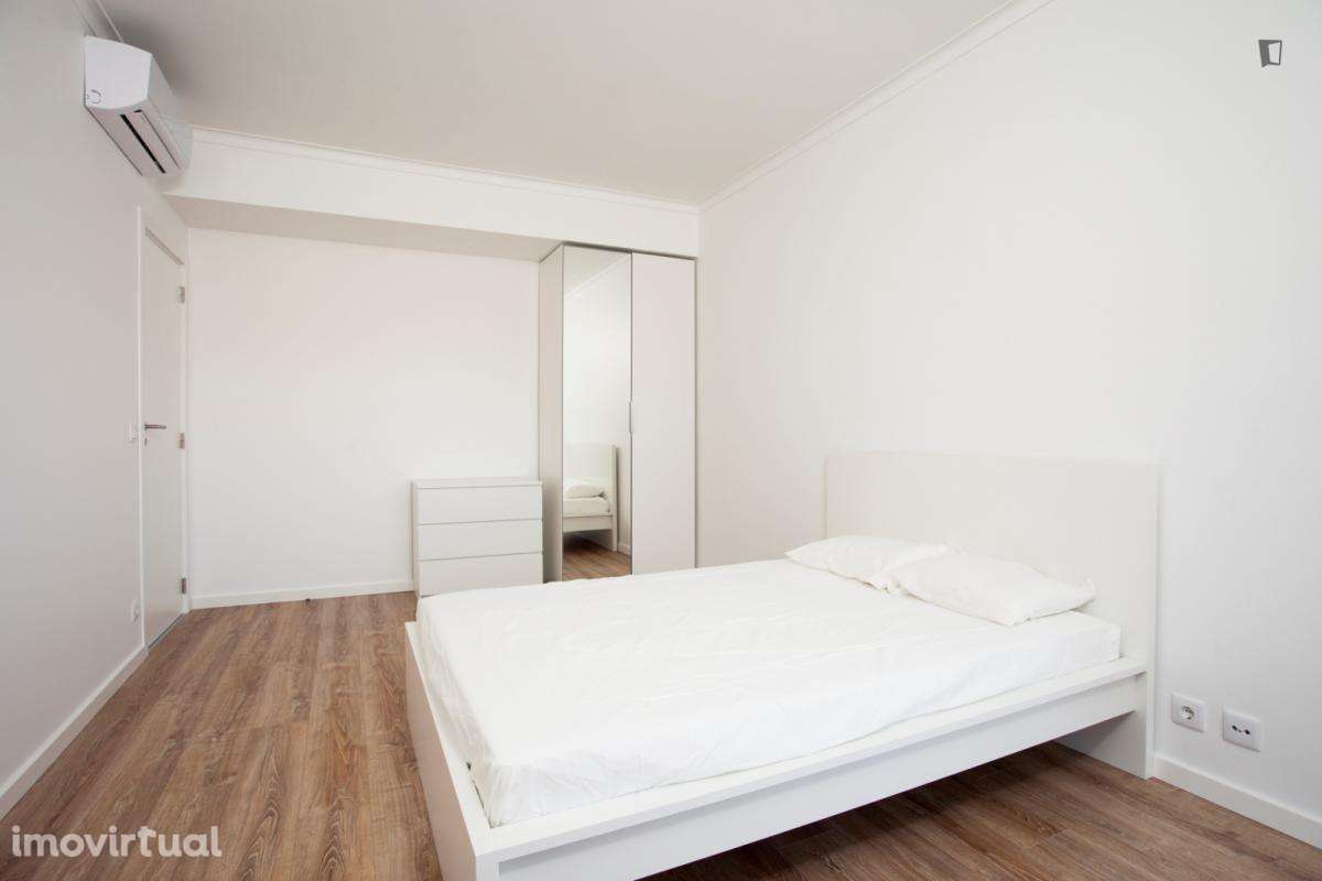 Quarto - localizado em Alvalade Lisbon - Grande imagem: 5/22