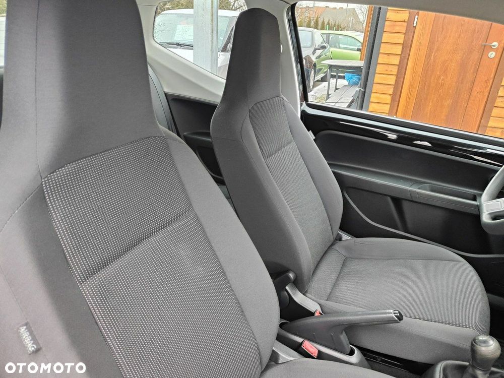 Volkswagen up! Standard - 19