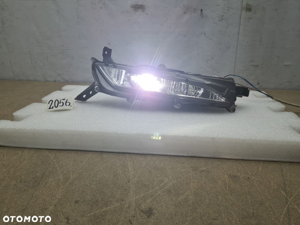 Lexus RX IV LIFT od19r halogen prawy Led DRL - 3