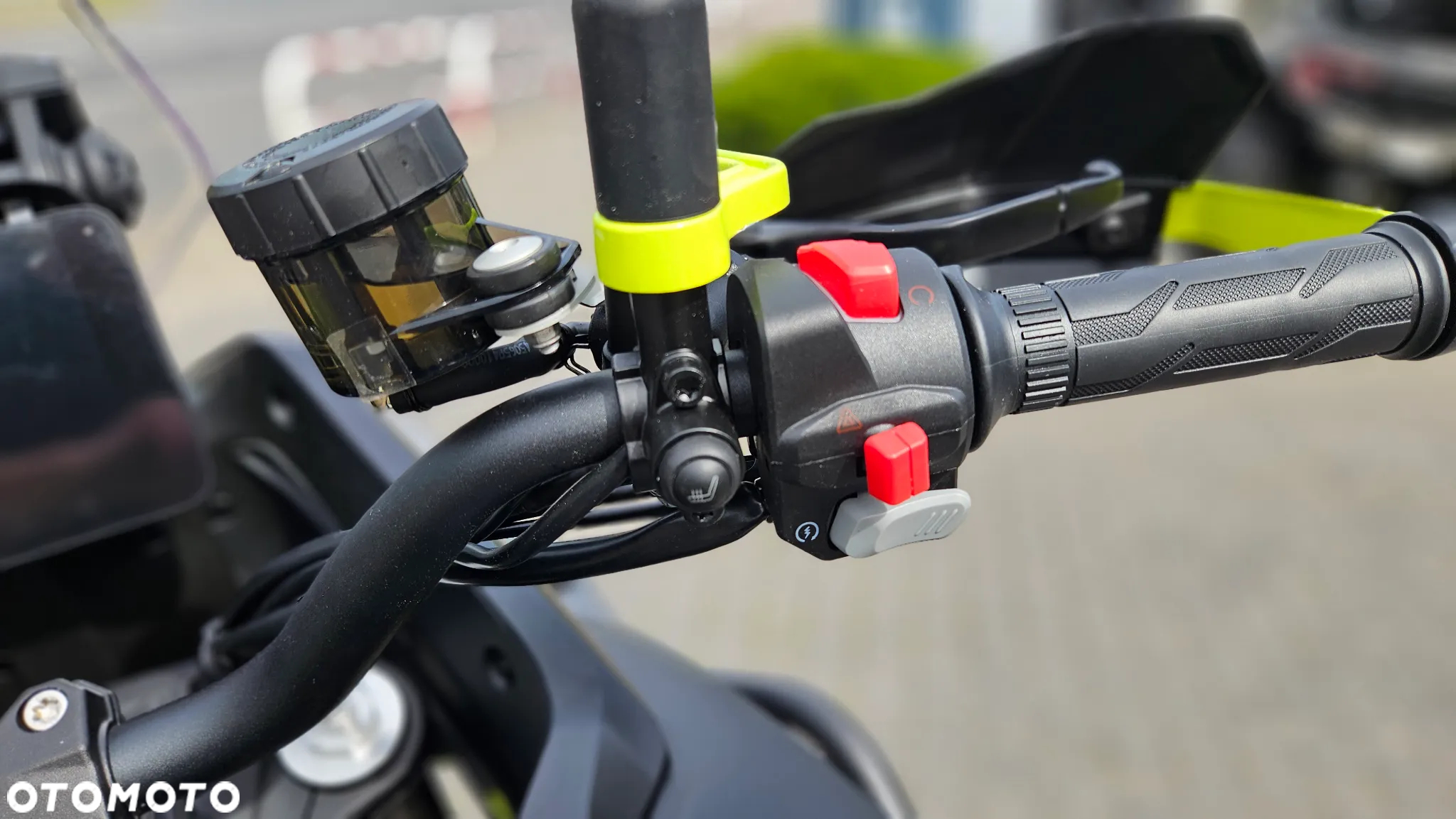 QJMOTOR SVT 650 - 8