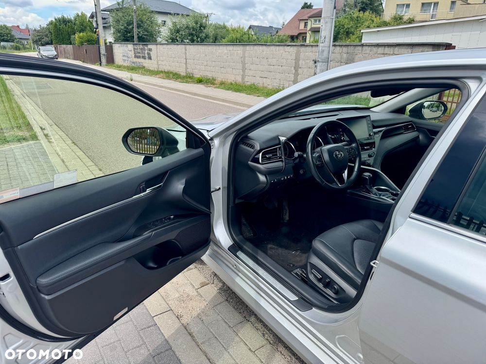 Toyota Camry 2.5 Hybrid Dynamic Force Executive e-CVT - 9