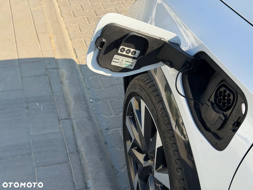 Cupra Formentor 1.5 e-Hybrid PHEV Tribe Edition VZ DSG - 27