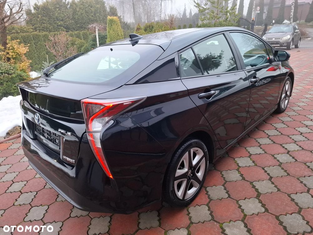 Toyota Prius 1.8 Hybrid Prestige - 6