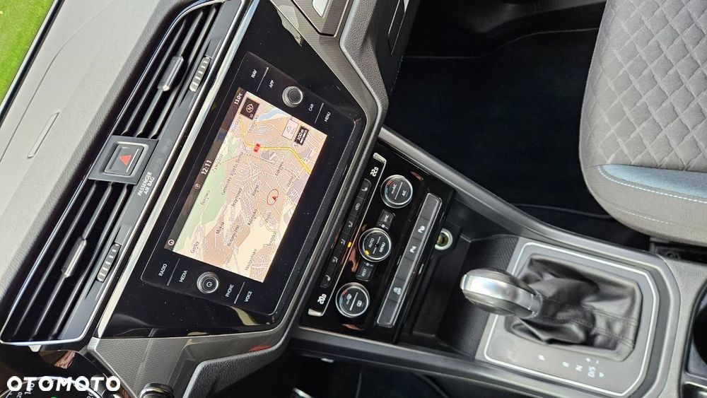 Volkswagen Touran 2.0 TDI SCR DSG IQ.DRIVE - 18