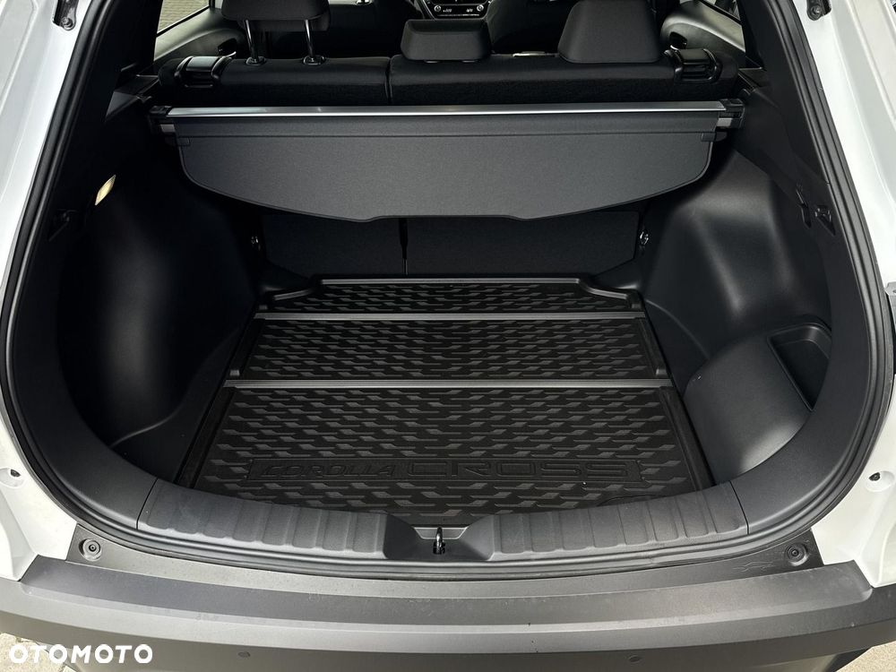 Toyota Corolla Cross - 33