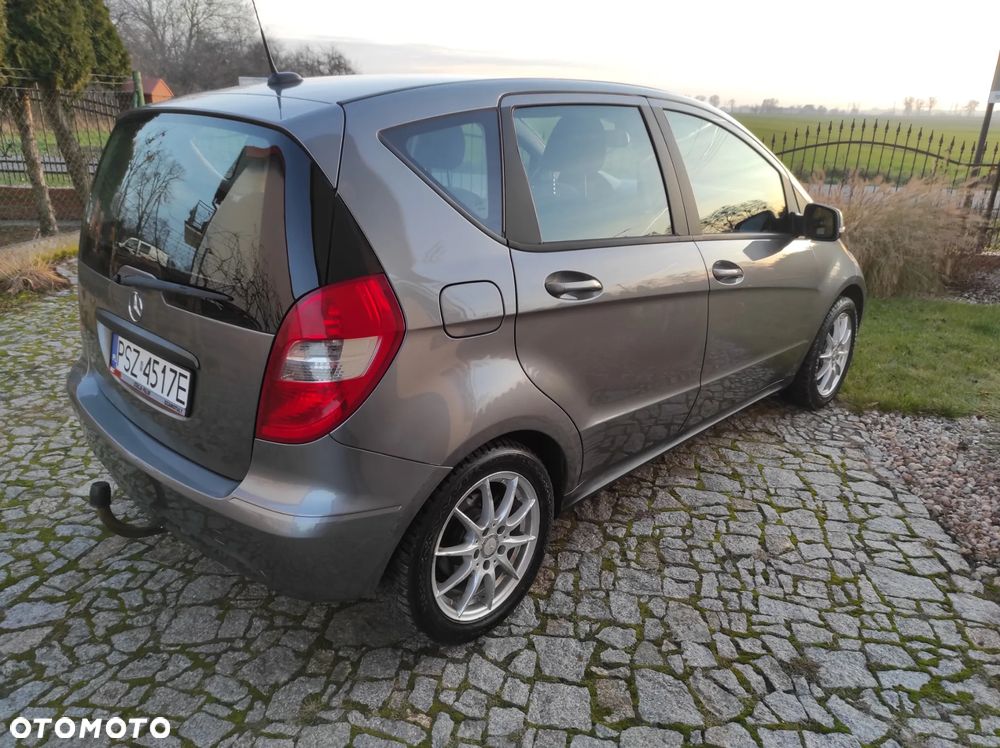 Mercedes-Benz Klasa A 160 BlueEFFICIENCY Special Edition - 10