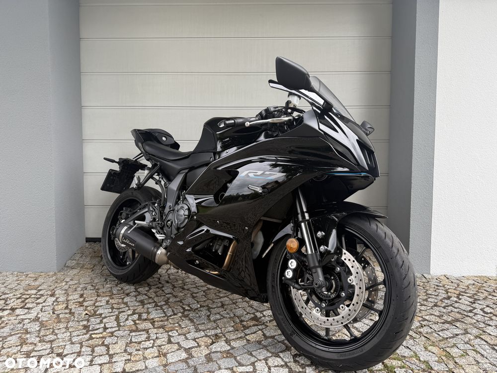 Yamaha R7 - 1