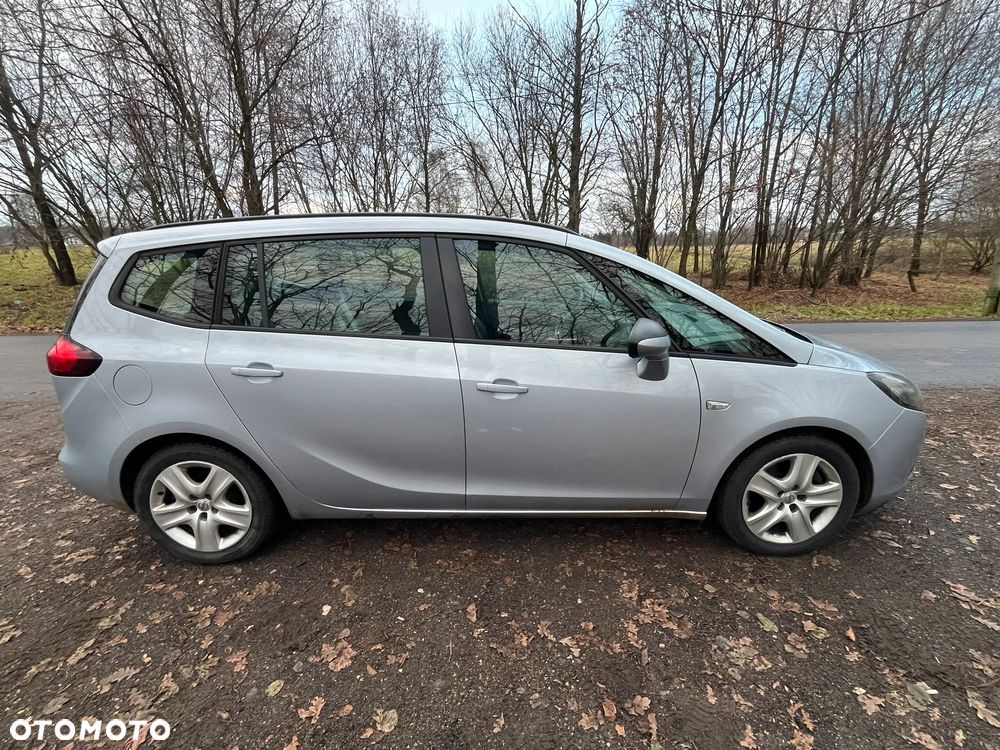 Opel Zafira - 17