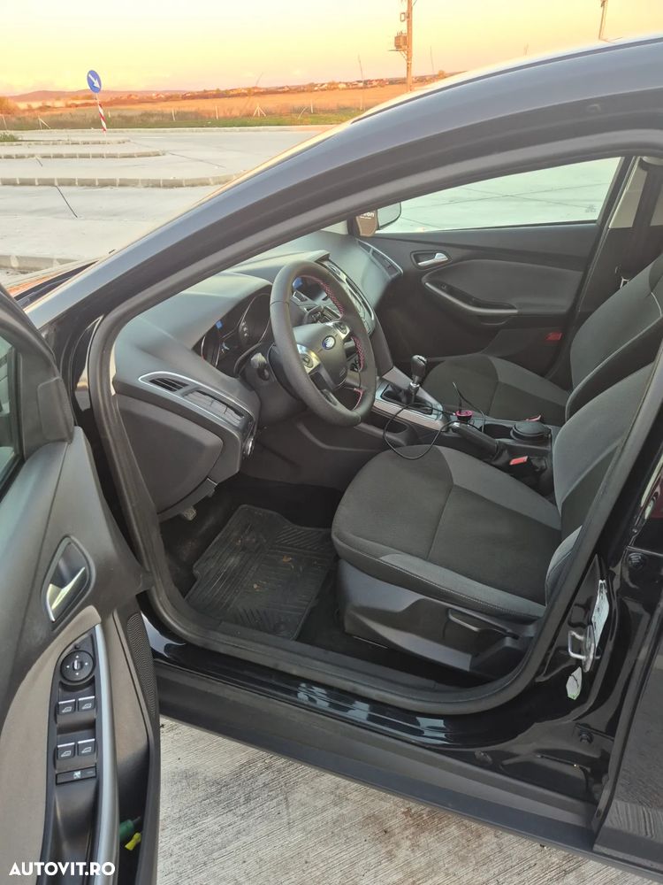 Ford Focus 1.6 EcoBoost Start-Stopp-System SYNC Edition - 16