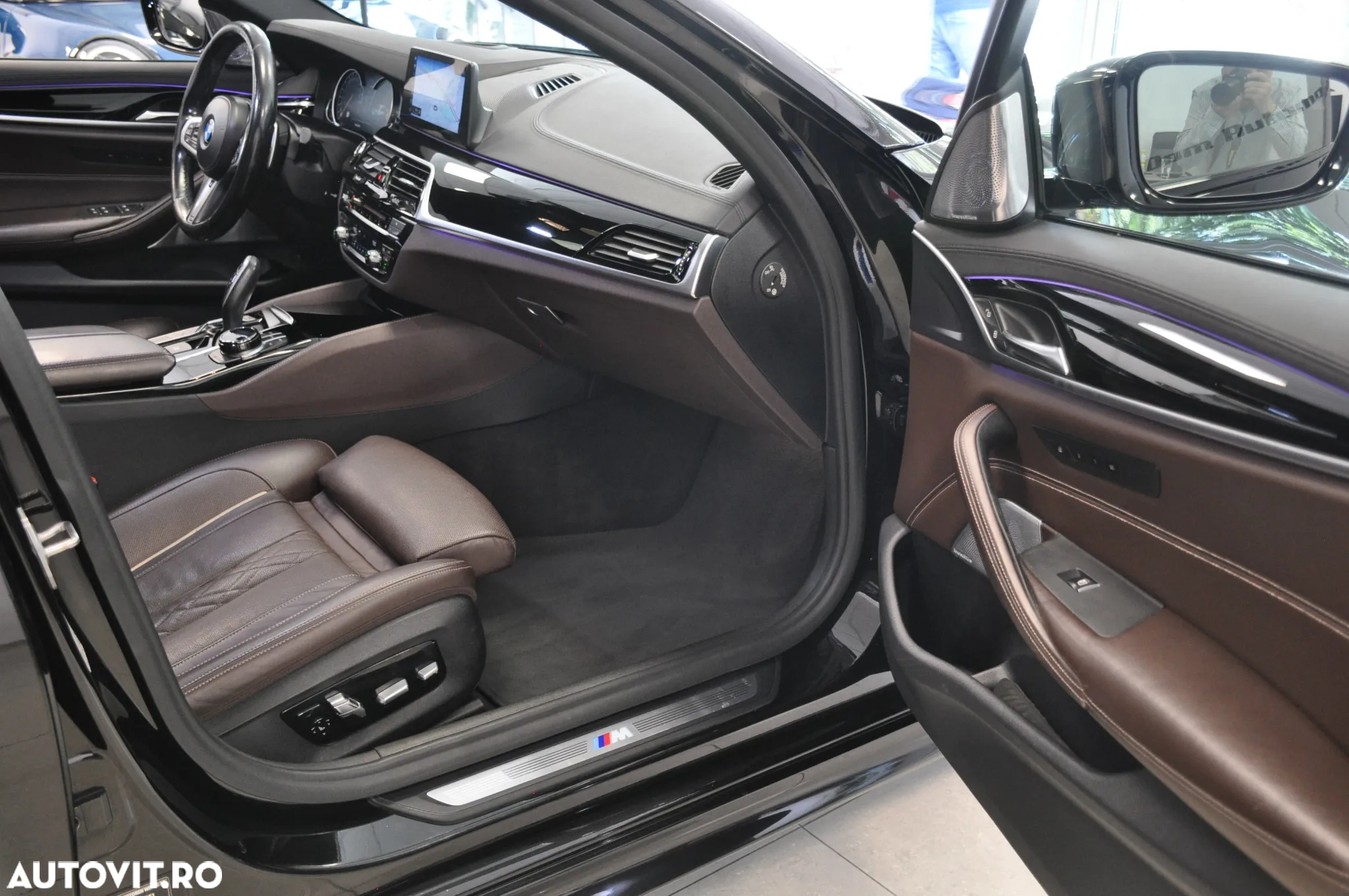 BMW Seria 5 540d xDrive AT - 29