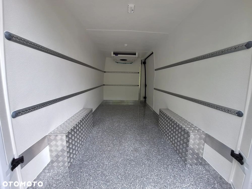 Renault Master - 22