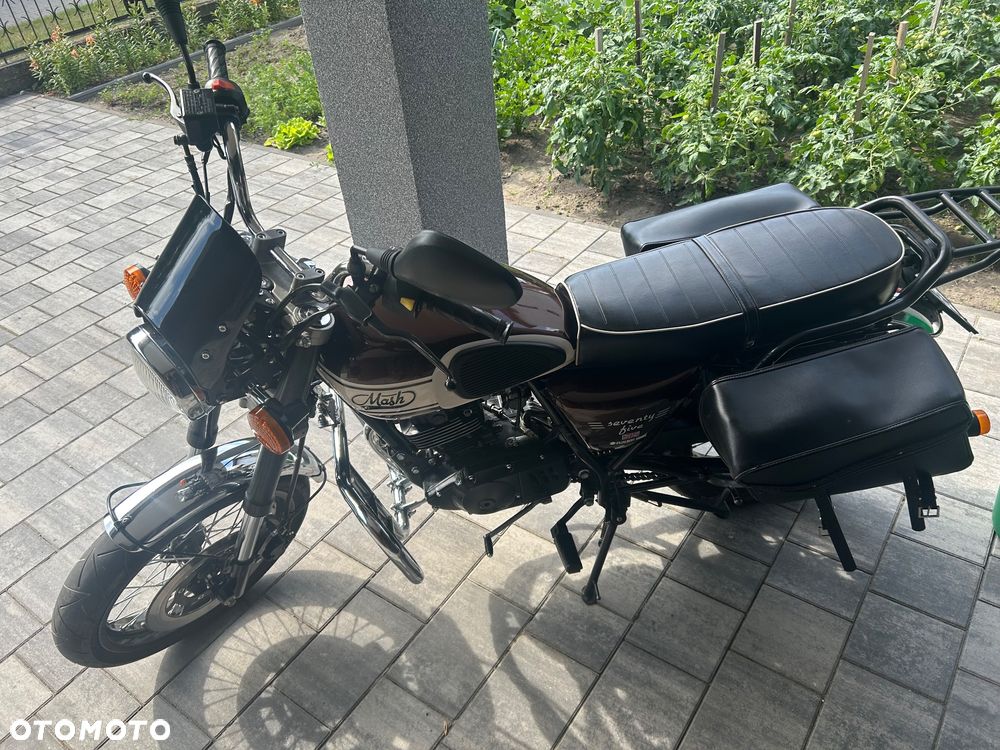 Suzuki GN - 12