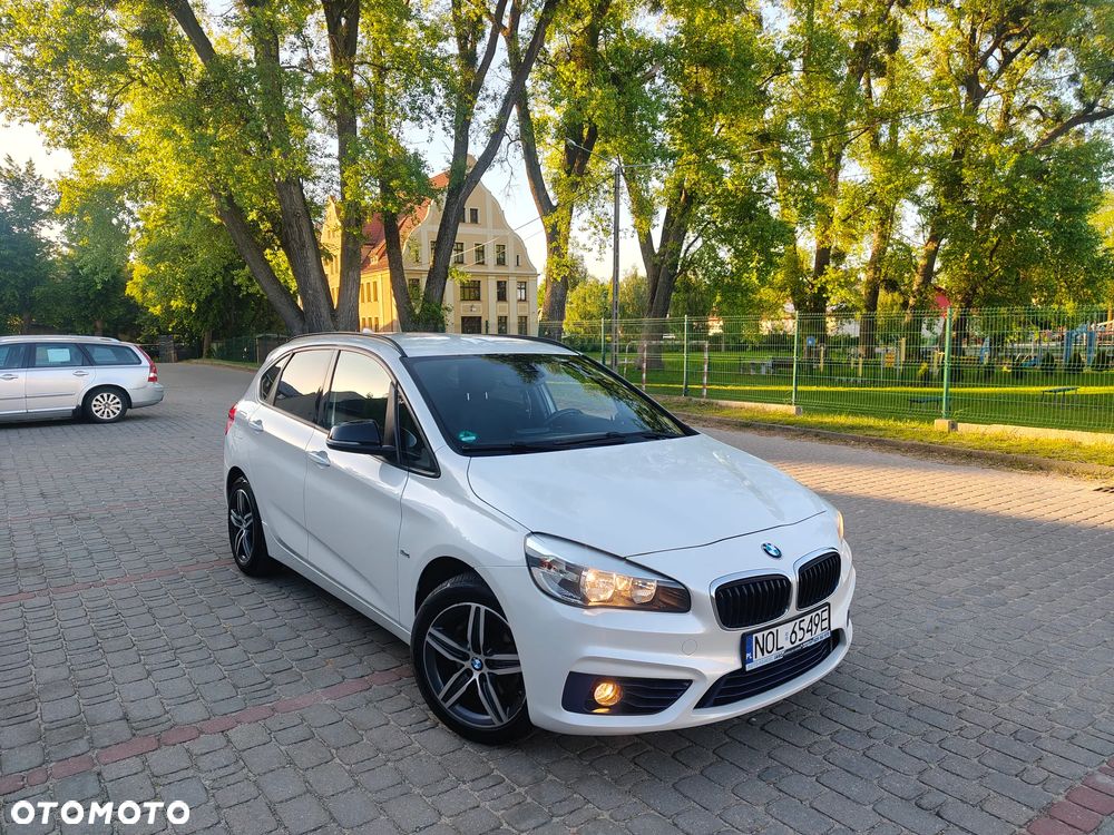 BMW Seria 2 218d Sport - 4