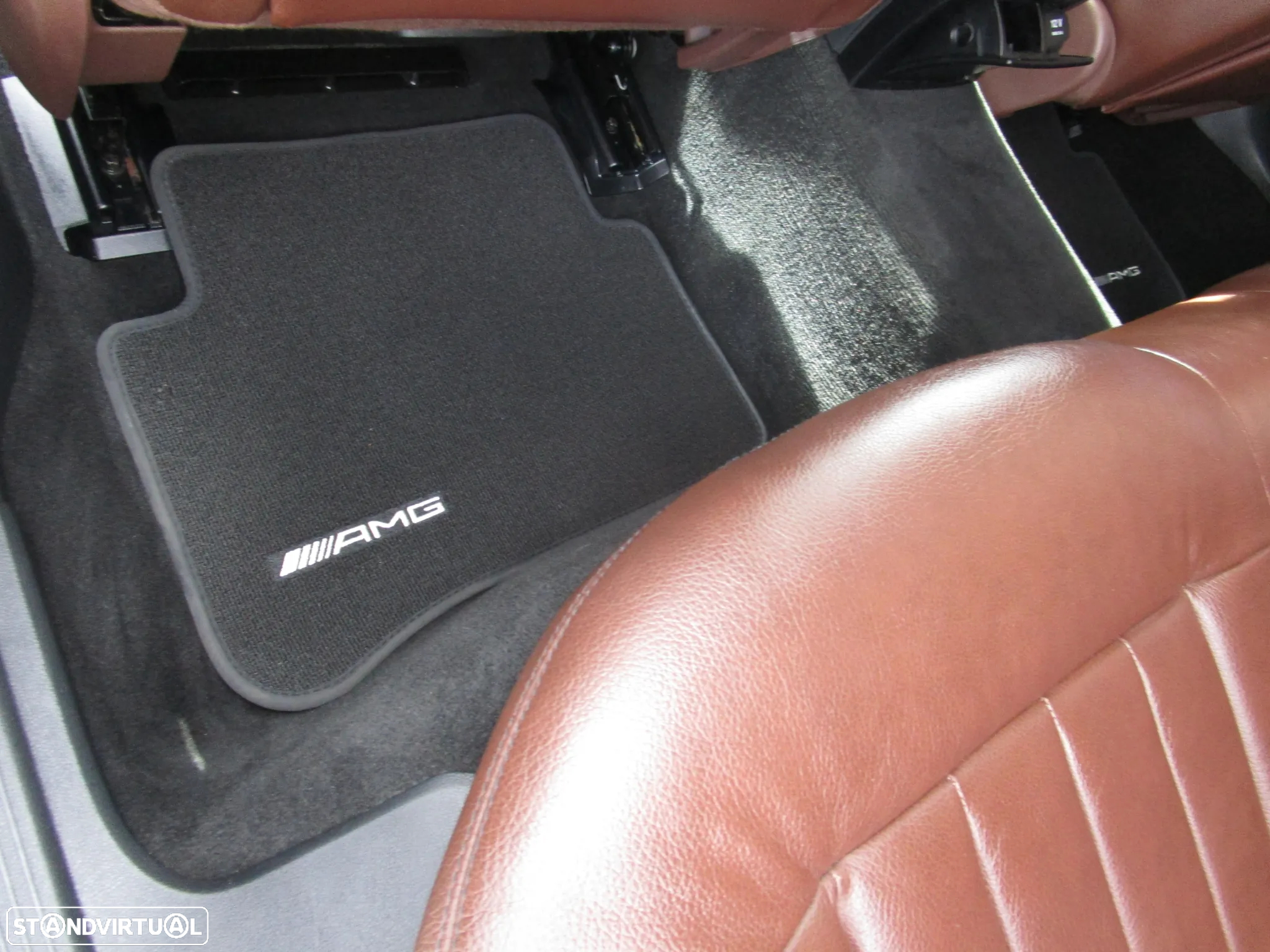 Mercedes-Benz E 300 Bluetec Hybrid Avantgarde - 16