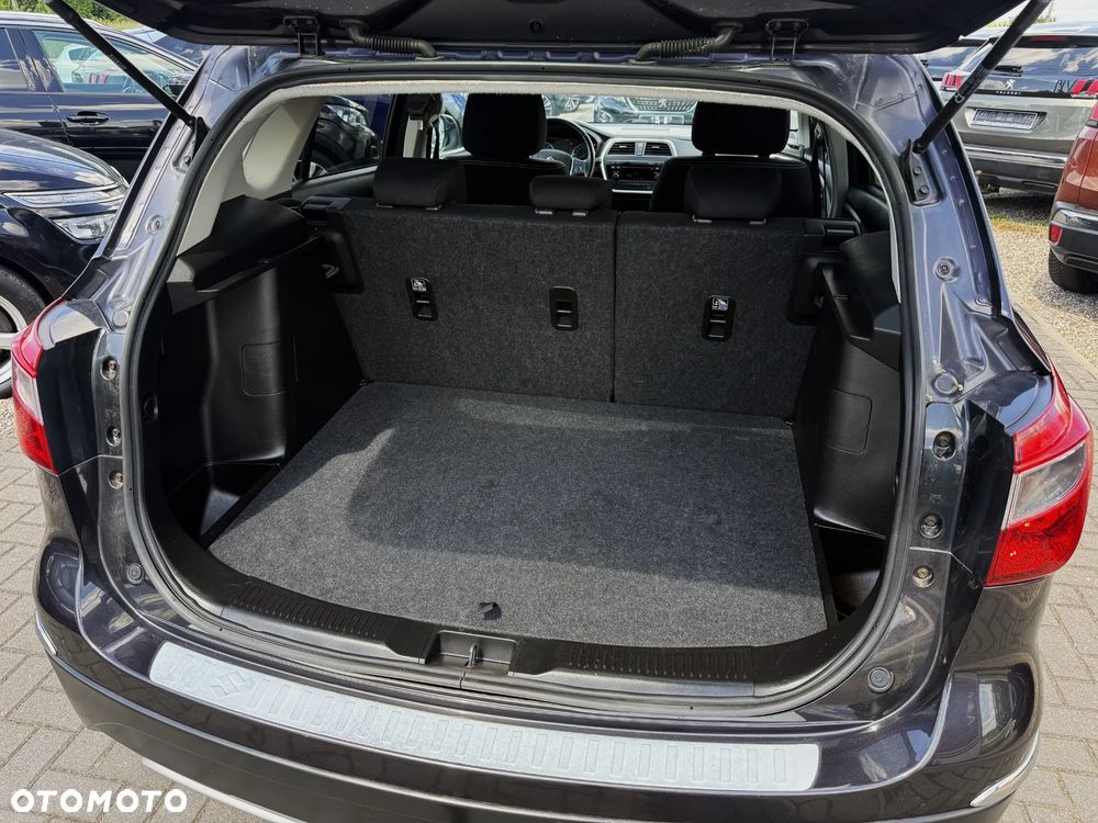 Suzuki SX4 S-Cross 1.6 Premium Plus - 10