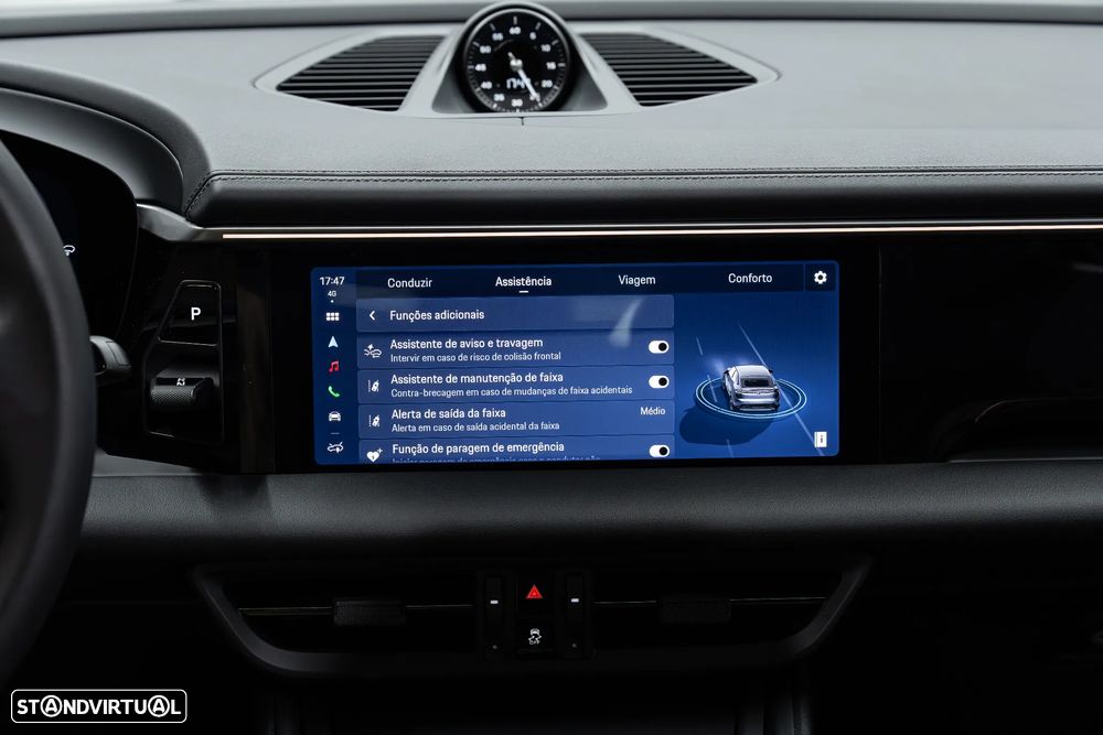 Porsche Macan Electric 4 - 43