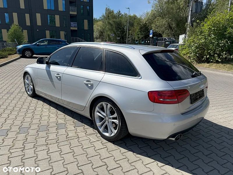 Audi A4 Avant 2.0 TDI DPF quattro - 6
