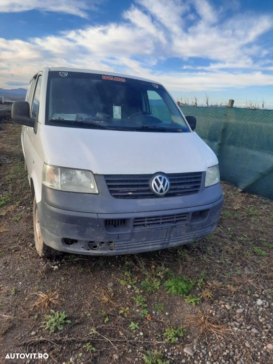 Dezmembrez VW T5