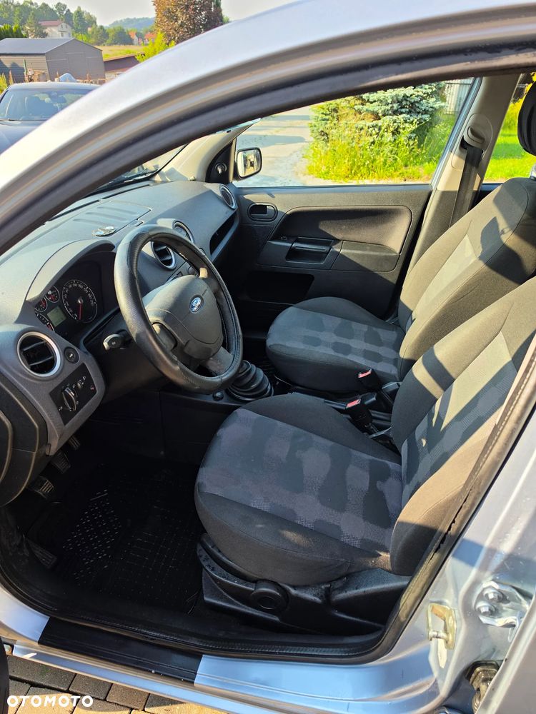 Ford Fusion 1.4 Trend - 12