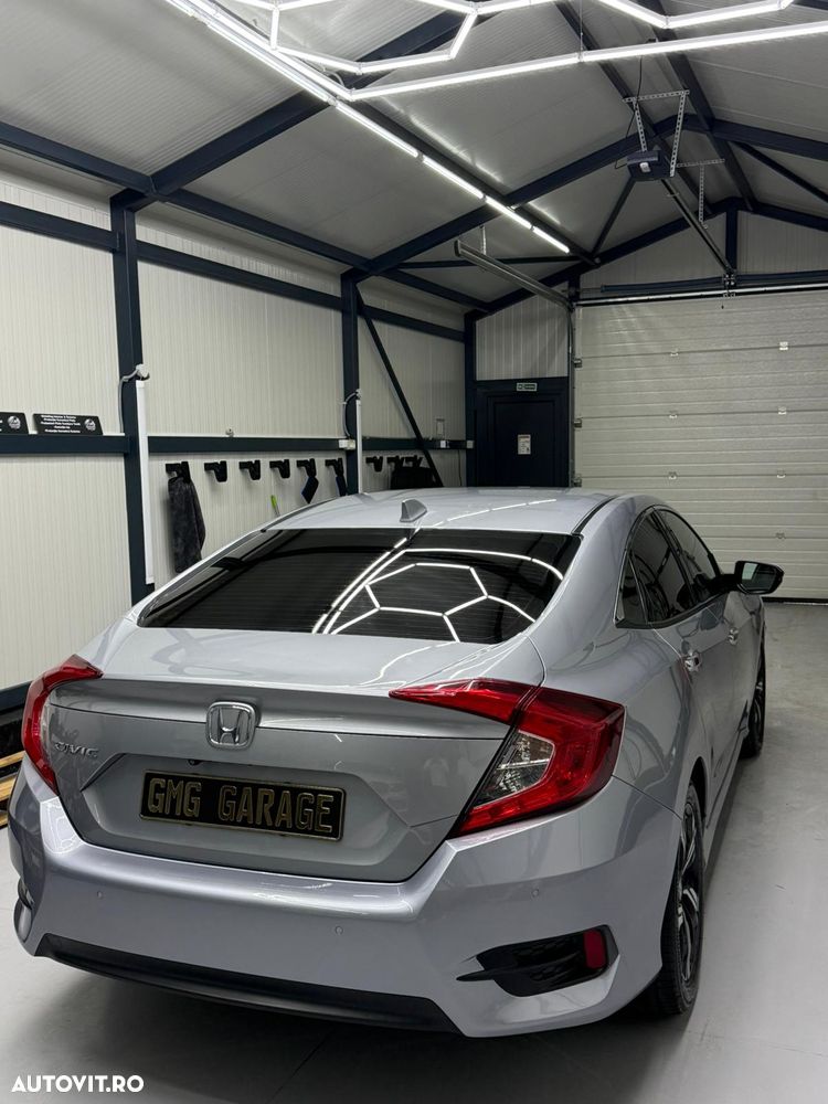 Honda Civic 1.5 i-VTEC Turbo CVT Prestige - 17