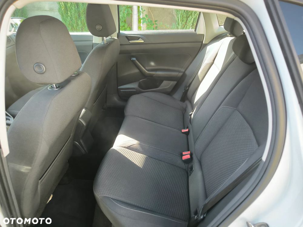Volkswagen Polo - 22