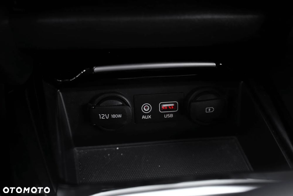 Kia ProCeed - 29