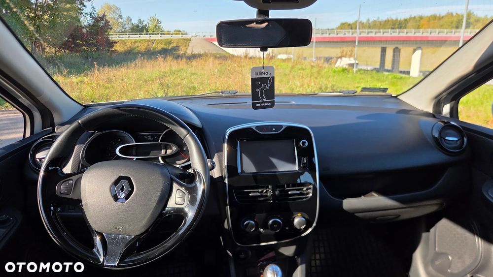 Renault Clio - 6