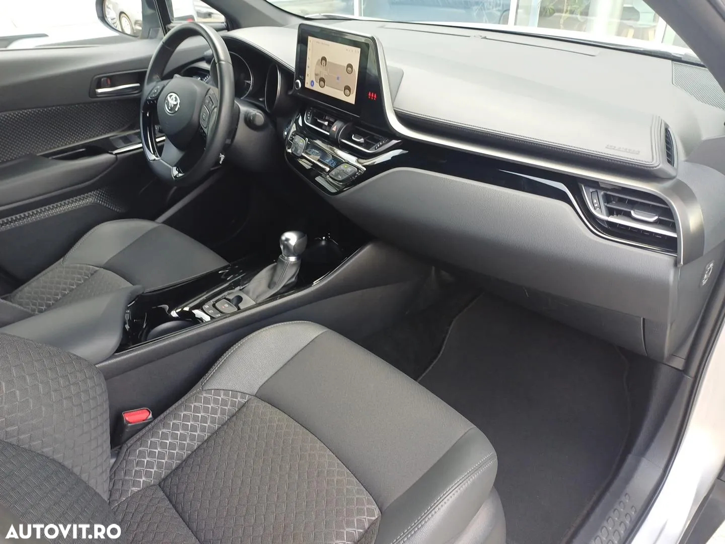 Toyota C-HR 1.8 HSD 122 CP 4x2 CVT C-ult Style bi-tone - 25