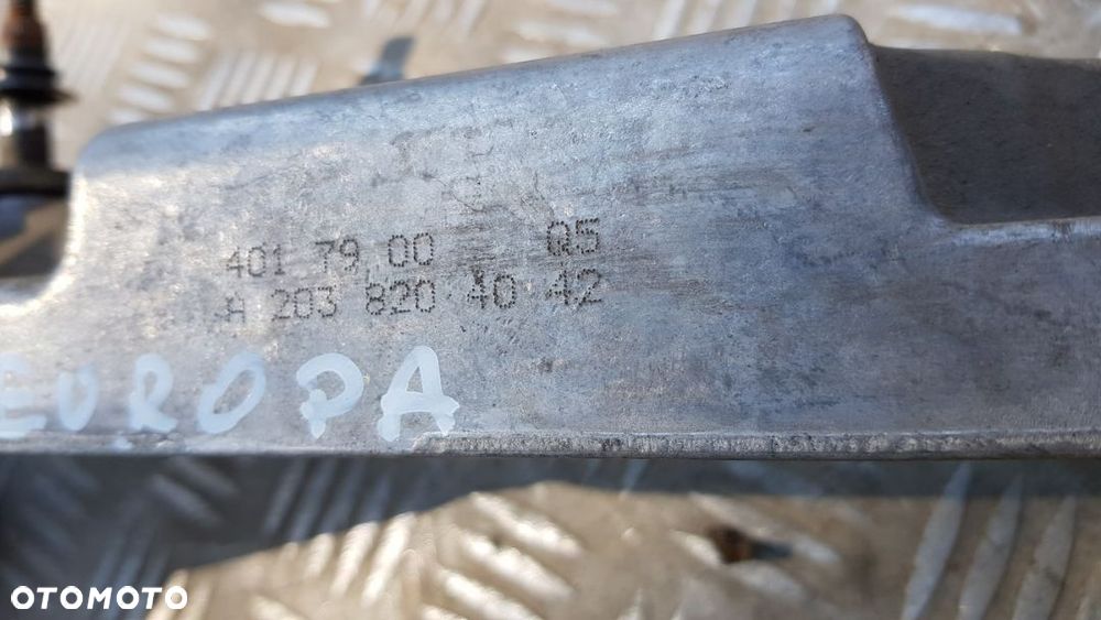 MECHANIZM SILNICZEK WYCIERACZKI PRZÓD MERCEDES W203 C KLASA 2.2 CDI EUROPA A2038200342   Mercedes w203 c klasa Belka zderzaka przód strefy zgniotu Komplet - 2
