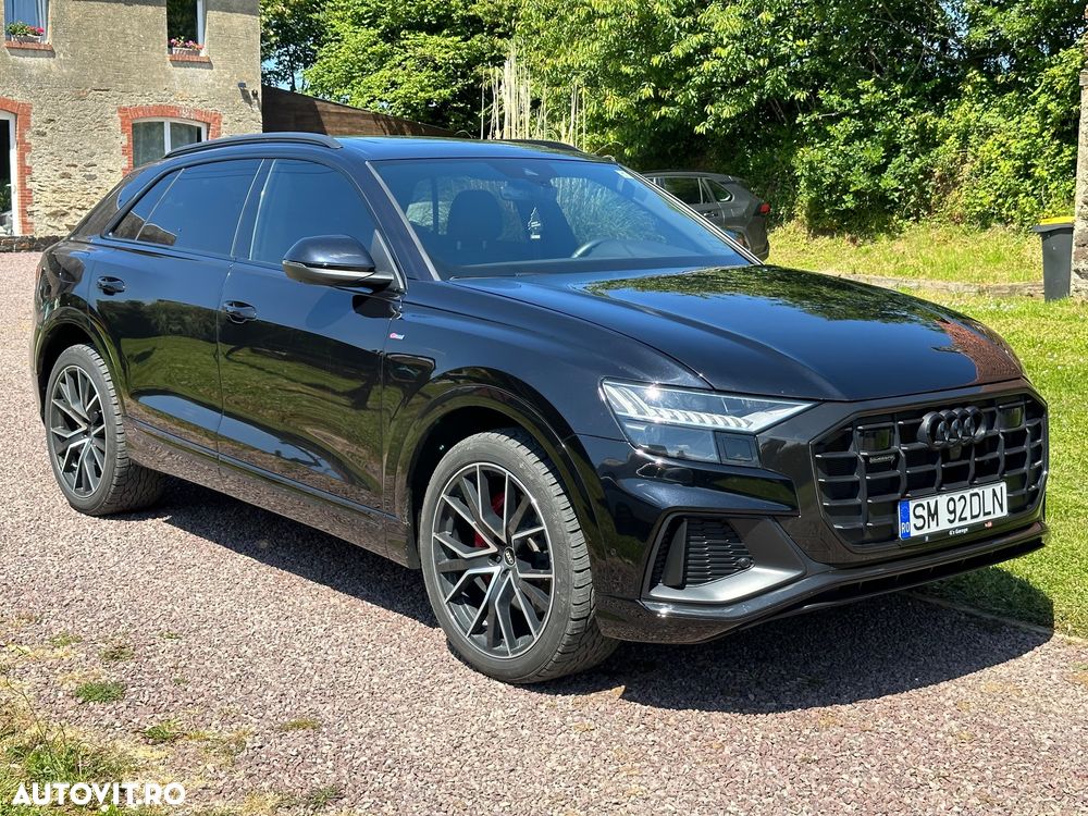 Audi Q8 SUV TFSI quattro 250 kW tiptronic S line business - 1