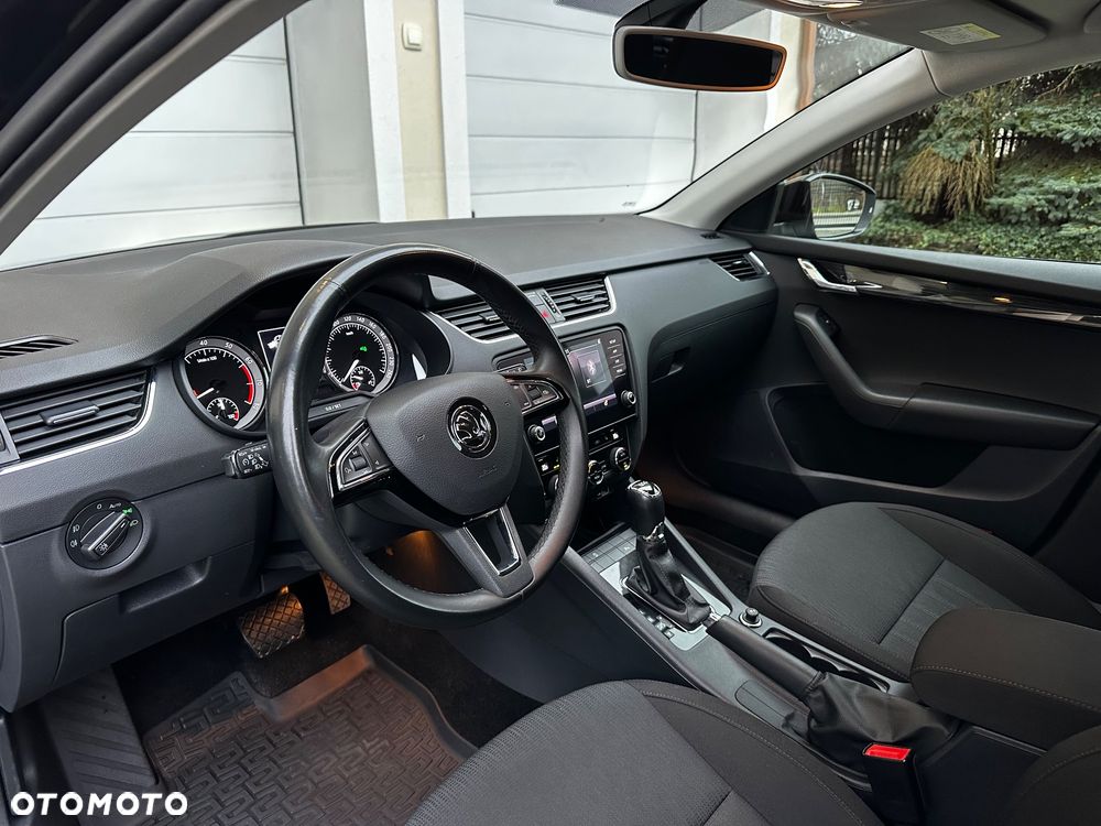 Skoda Octavia 1.5 TSI ACT Style DSG - 17