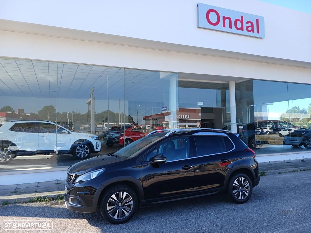 Peugeot 2008 1.2 PureTech Allure - 4