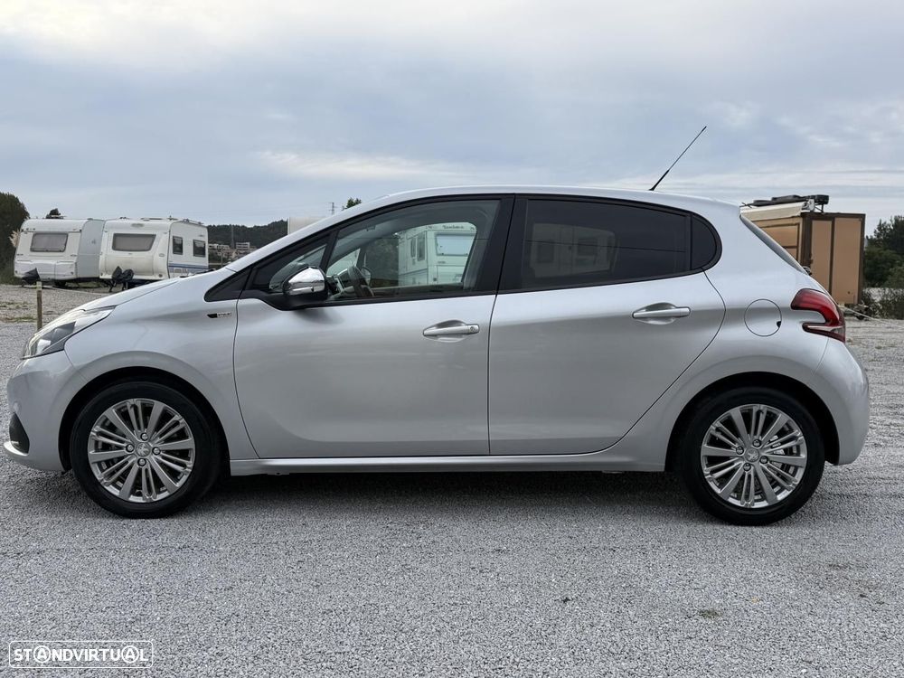 Peugeot 208 1.2 PureTech Style - 15
