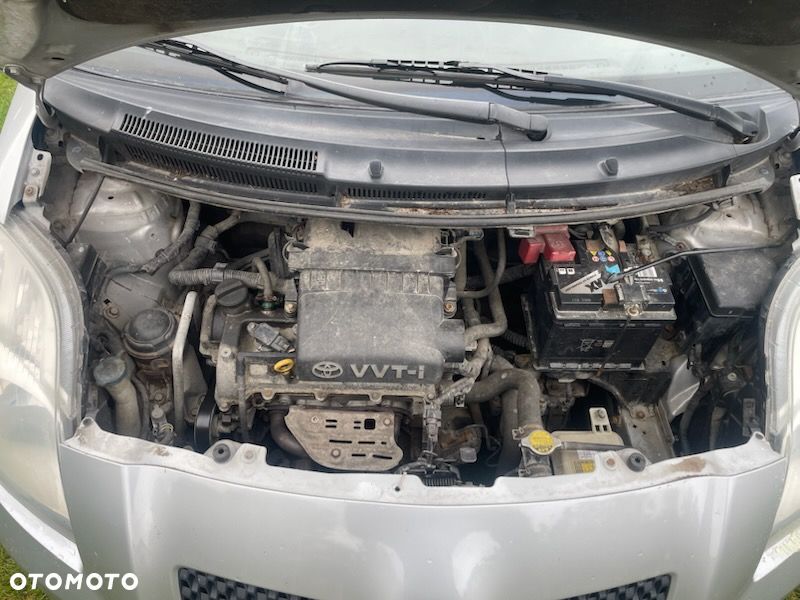 Toyota Yaris - 13