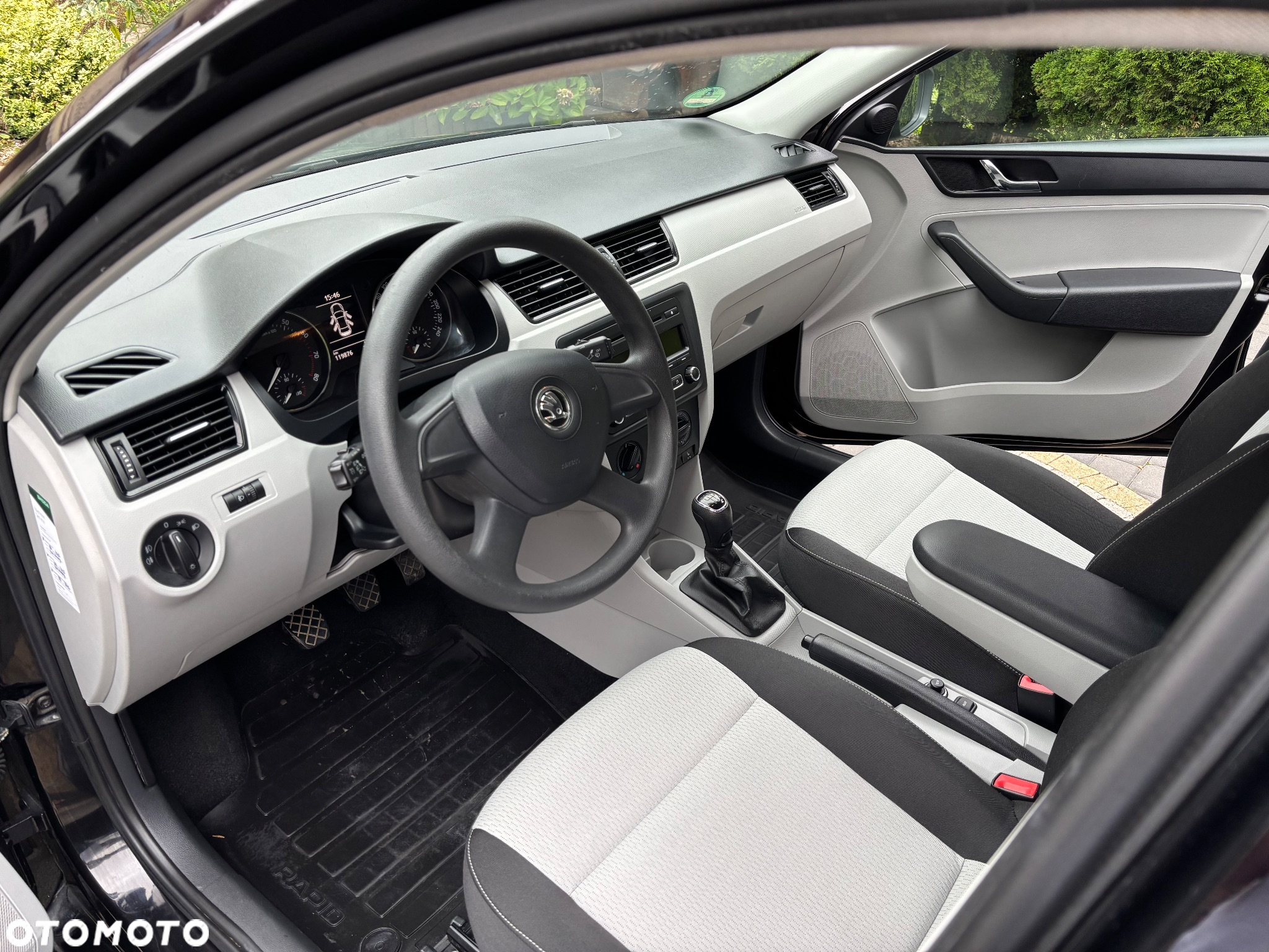 Skoda RAPID 1.2 TSI Active - 6