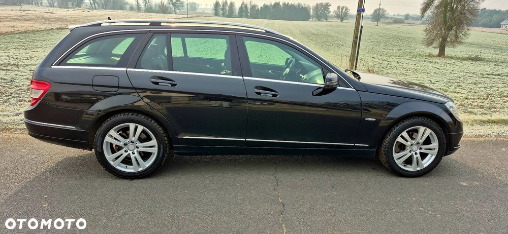 Mercedes-Benz Klasa C 180 CGI Automatik BlueEFFICIENCY - 13