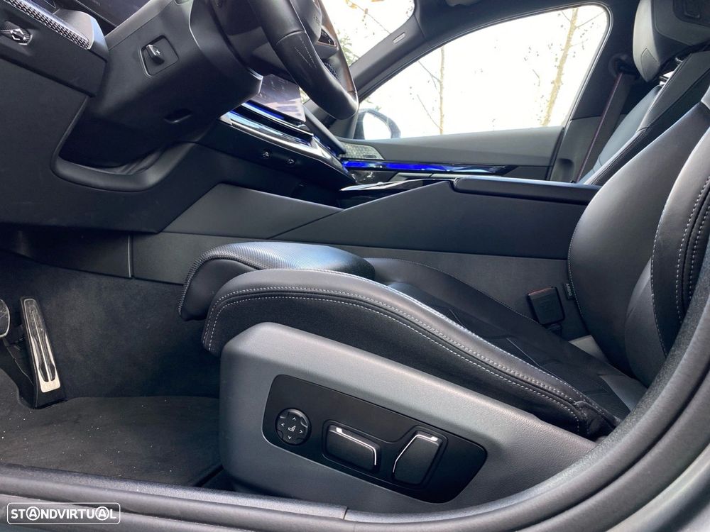 BMW i5 M60 xDrive Pack Desportivo M Pro - 21