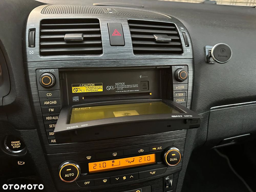 Toyota Avensis - 20