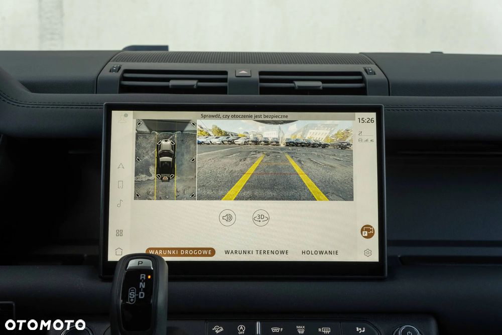 Land Rover Defender 90 D250 X-Dynamic SE - 36