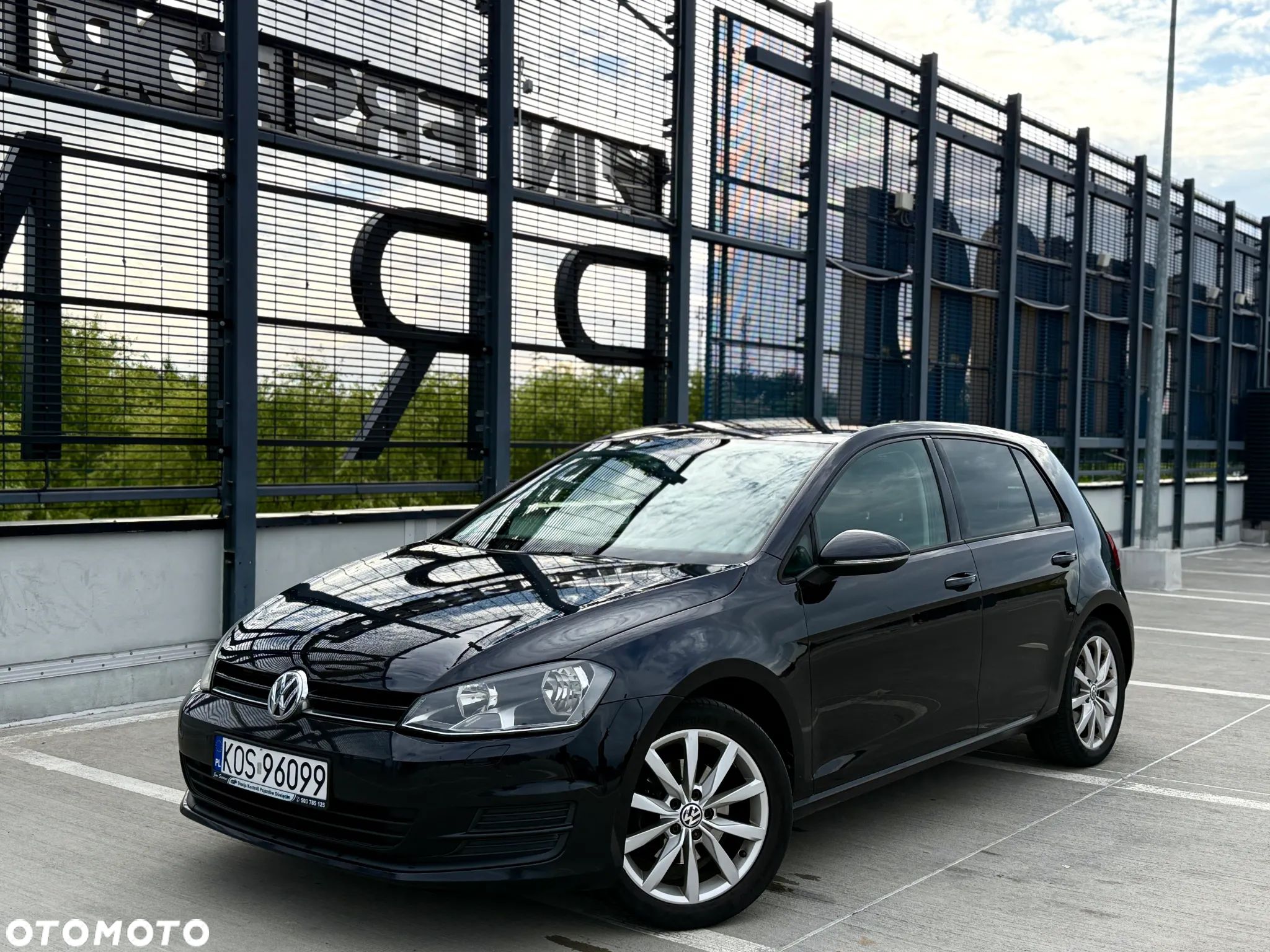 Volkswagen Golf 1.6 TDI BlueMotion Technology Comfortline - 1