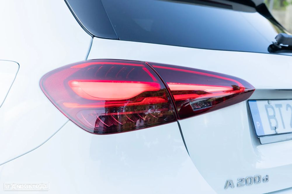 Mercedes-Benz A 200 d 4Matic 8G-DCT Advanced AMG Line - 14