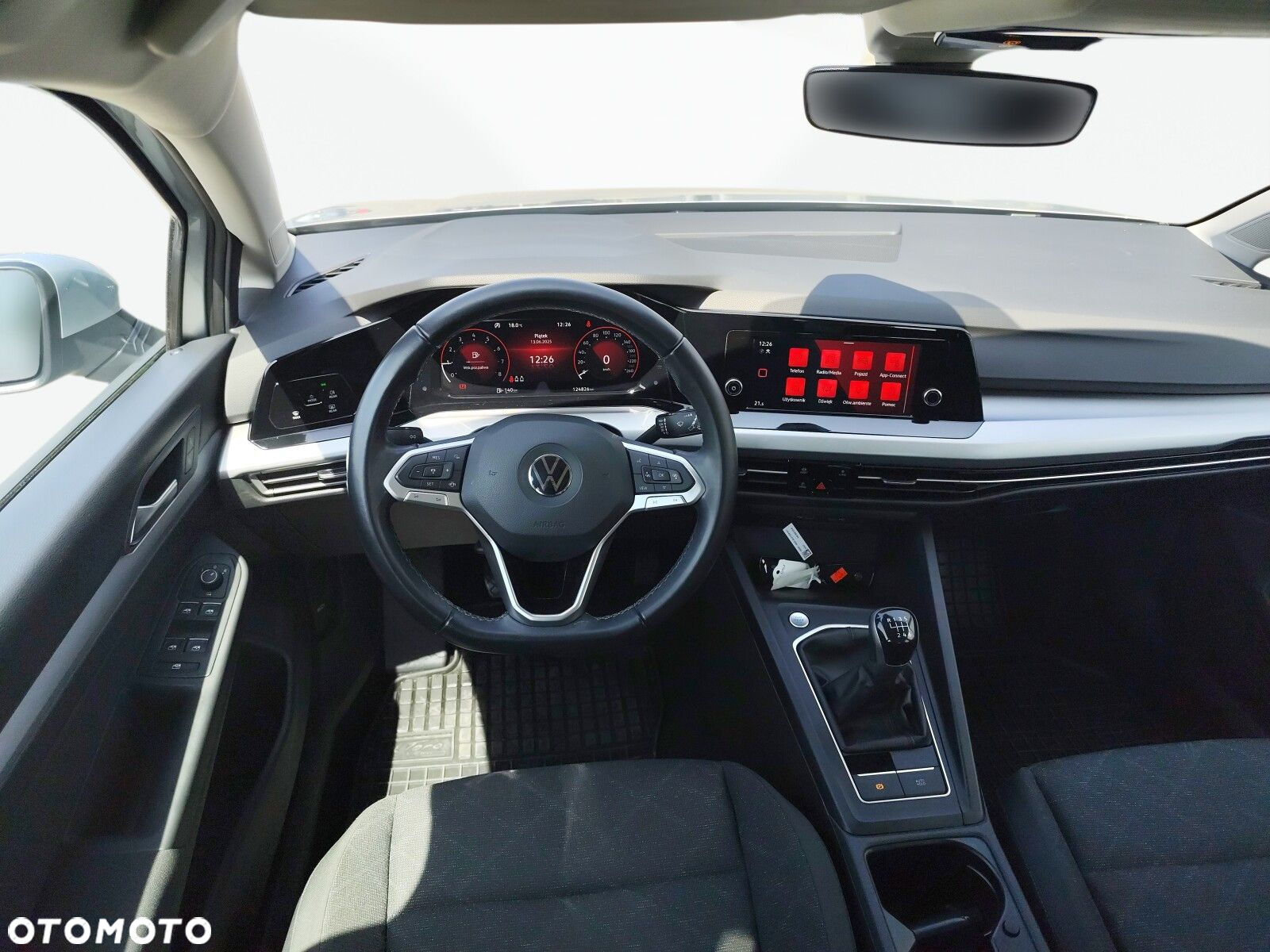 Volkswagen Golf - 14