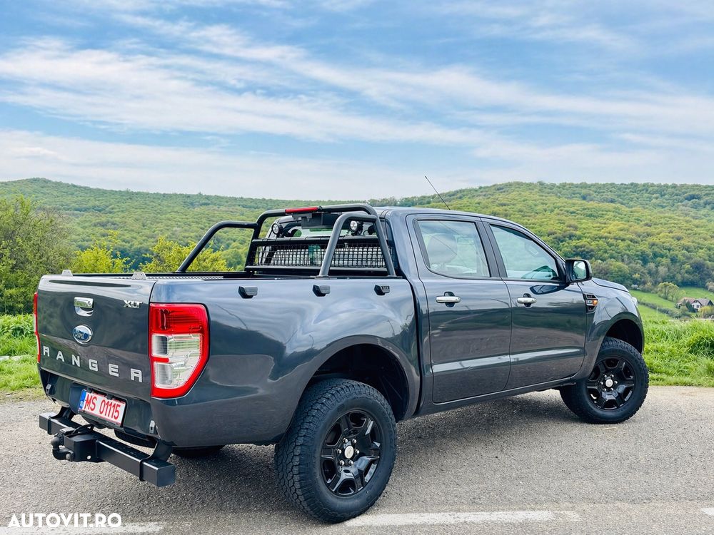 Ford Ranger 4x4 Cabina Dubla XLT - 2