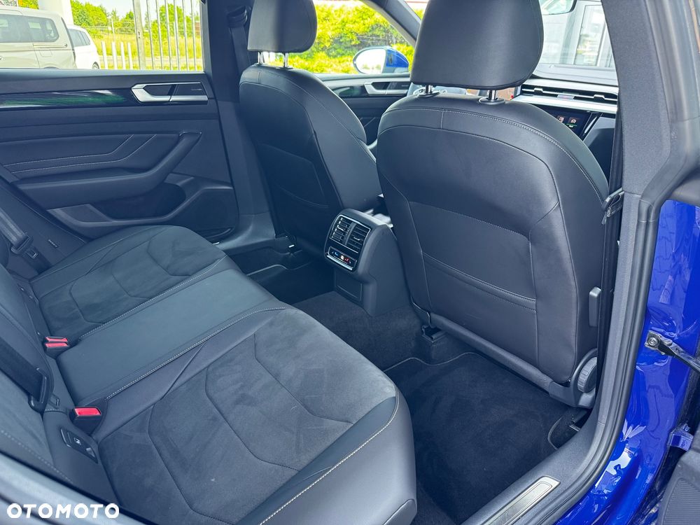 Volkswagen Arteon 2.0 TDI SCR 4Motion DSG R-Line - 14
