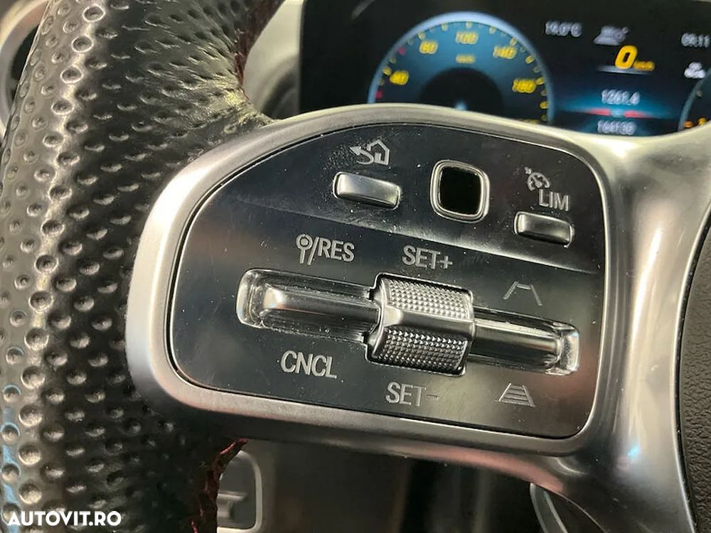Mercedes-Benz GLB 220 d 8G-DCT AMG Line - 12