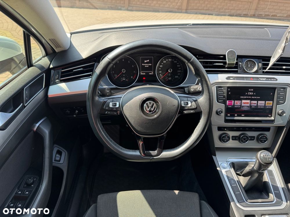 Volkswagen Passat 1.4 TSI BMT Comfortline - 21