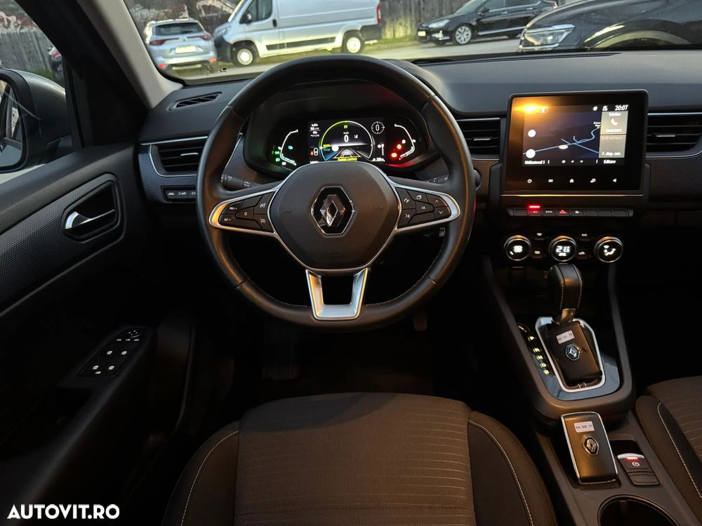 Renault Arkana E-TECH 145 Evolution - 25