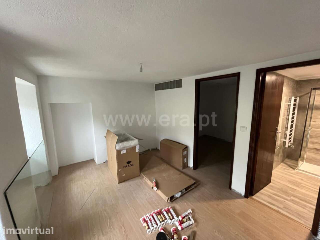 Moradia T3 / Seia, Seia, São Romão e Lapa dos Dinheiros - Grande imagem: 4/9