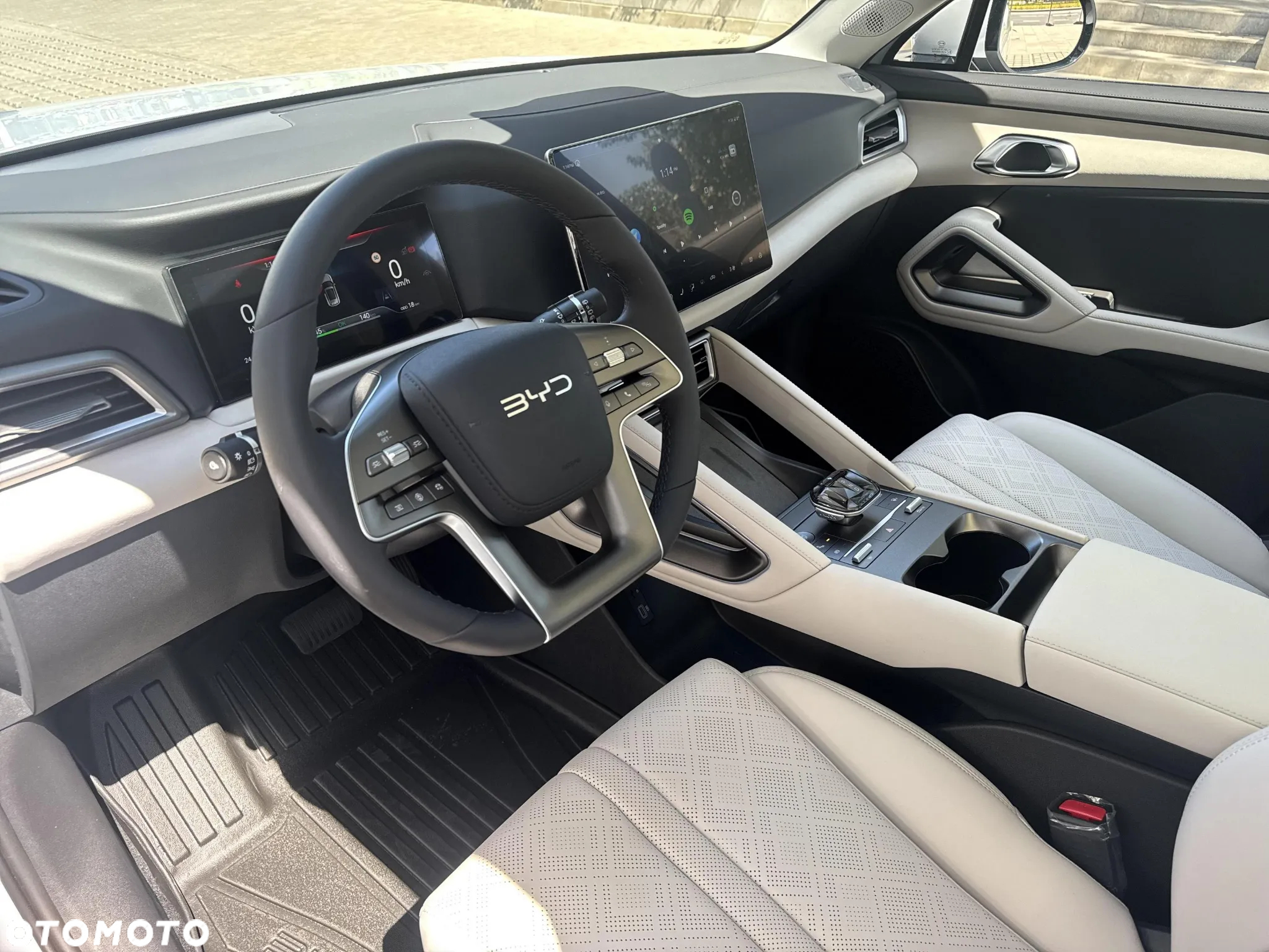 BYD Atto 2 - 9