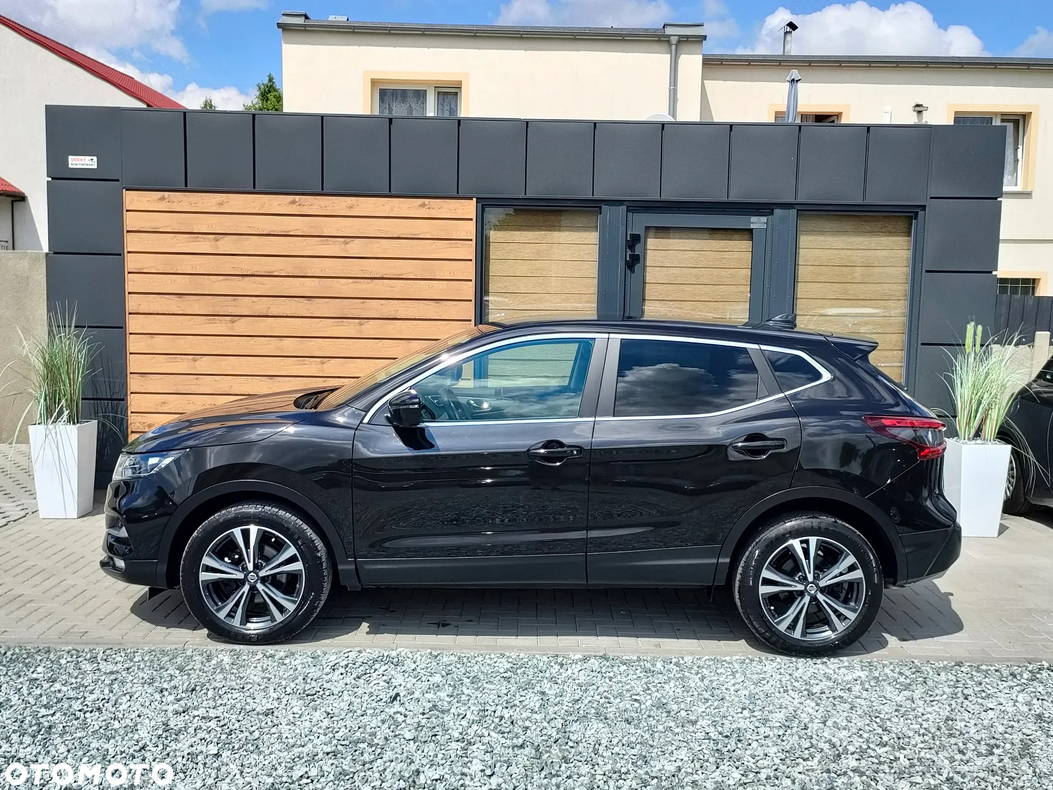 Nissan Qashqai 1.3 DIG-T N-Connecta DCT - 30